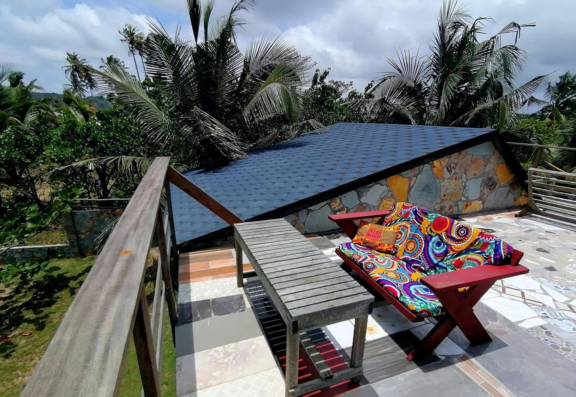 Afro Beach Eco Resort Butre Værelse billede